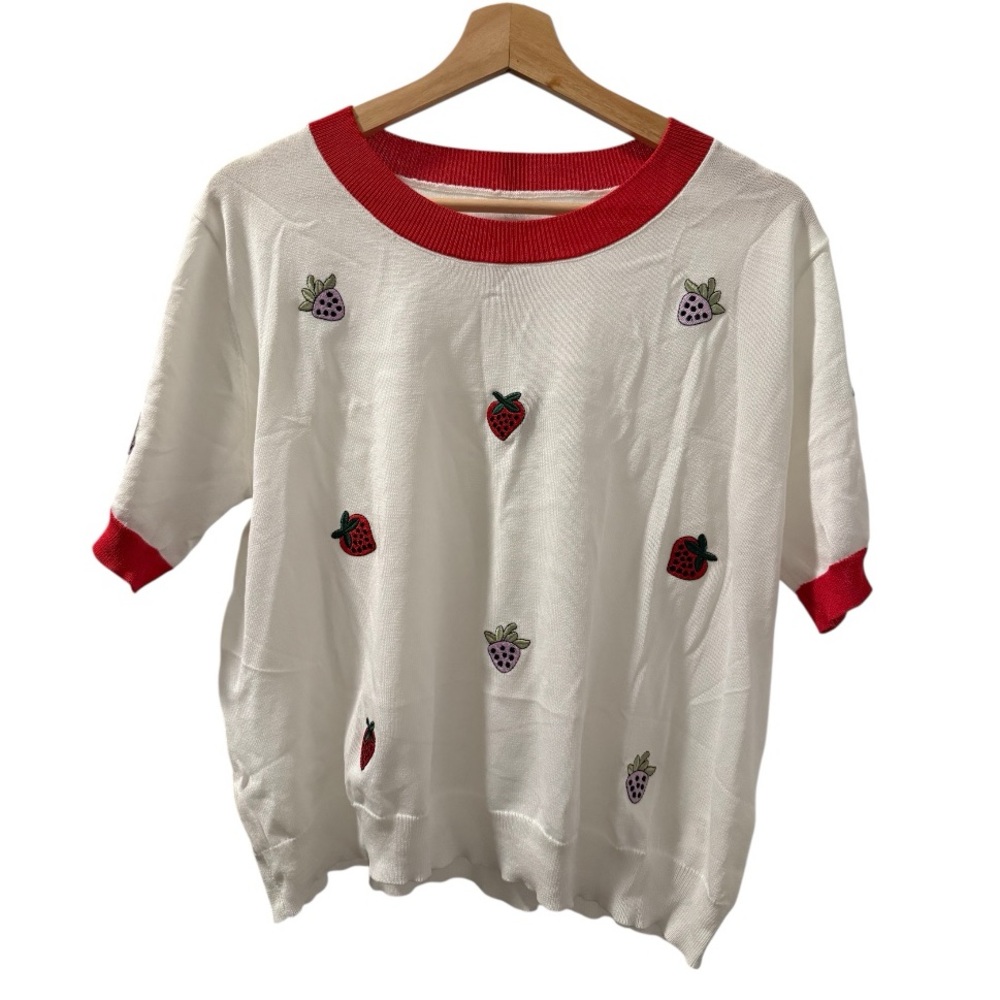 Women’s Plus Size Strawberry Embroidered Tee